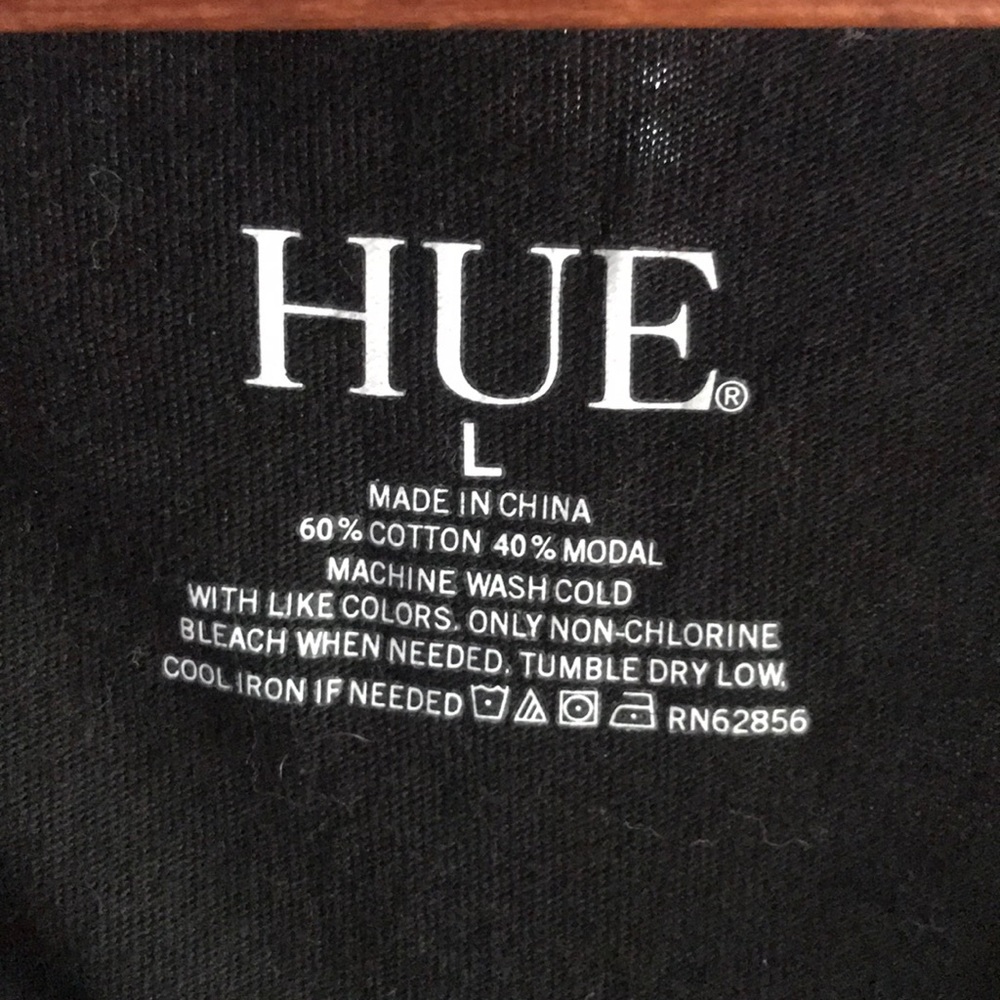 Hue - Black Tee Shirt - Picture 5 of 6